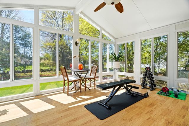 1 Village Ln, Littleton, MA 01460