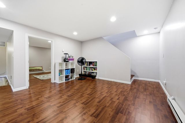 1 Village Ln, Littleton, MA 01460