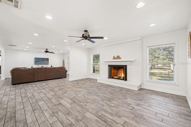 12414 FORT KING ROAD, Dade City, FL 33525