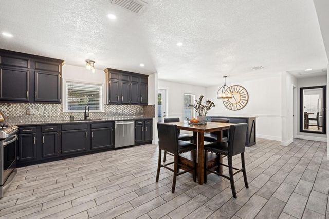 12414 FORT KING ROAD, Dade City, FL 33525