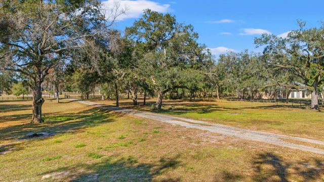 12414 FORT KING ROAD, Dade City, FL 33525