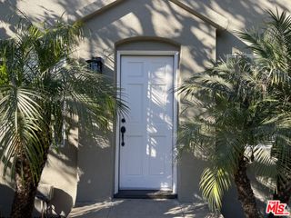 817 Broadway Street, Venice, CA 90291