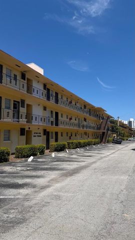 2790 NE 201st Ter H217, Aventura, FL 33180