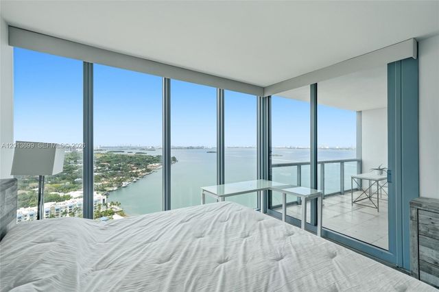 601 NE 36th St 2707, Miami, FL 33137