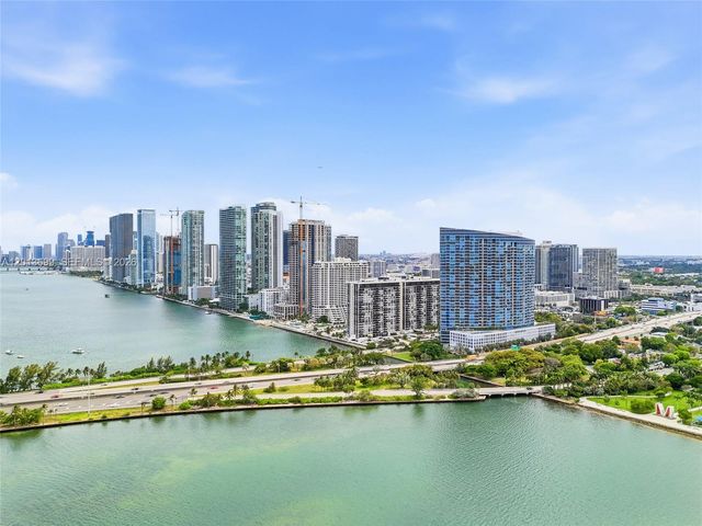 601 NE 36th St 2707, Miami, FL 33137
