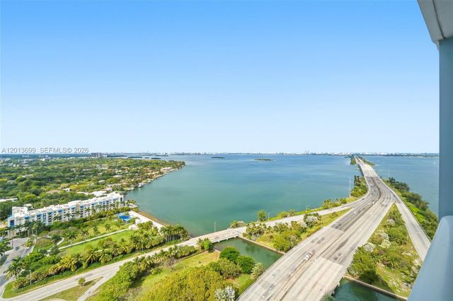 601 NE 36th St 2707, Miami, FL 33137