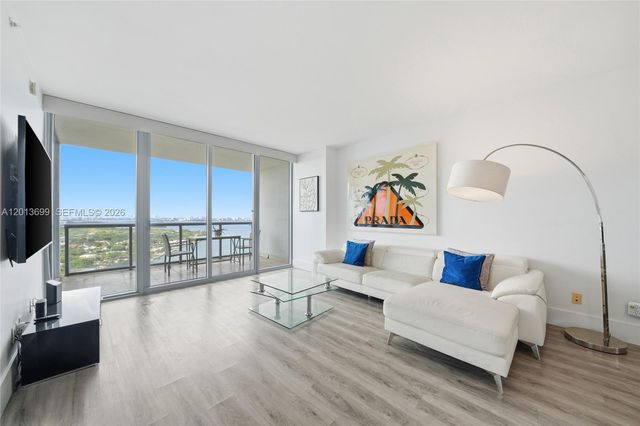 601 NE 36th St 2707, Miami, FL 33137