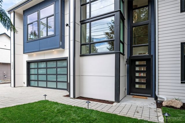 12648 NE 80th Street, Kirkland, WA 98033