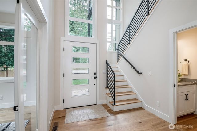 12648 NE 80th Street, Kirkland, WA 98033