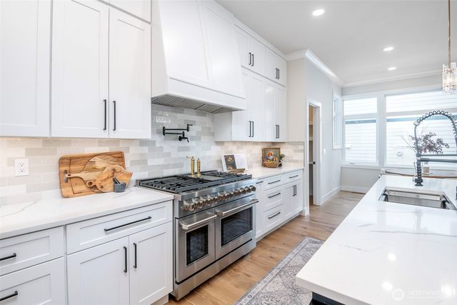 12648 NE 80th Street, Kirkland, WA 98033