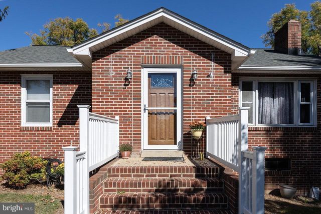 133 SHENELL DR, Mount Jackson, VA 22842