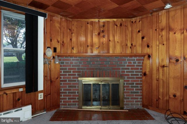 133 SHENELL DR, Mount Jackson, VA 22842