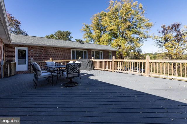 133 SHENELL DR, Mount Jackson, VA 22842