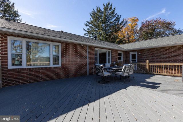 133 SHENELL DR, Mount Jackson, VA 22842