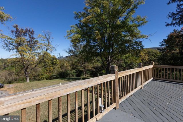 133 SHENELL DR, Mount Jackson, VA 22842