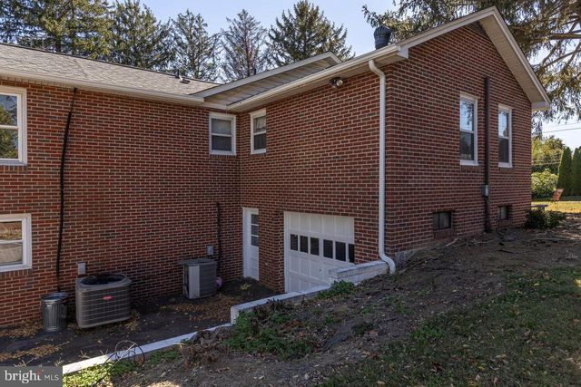 133 SHENELL DR, Mount Jackson, VA 22842