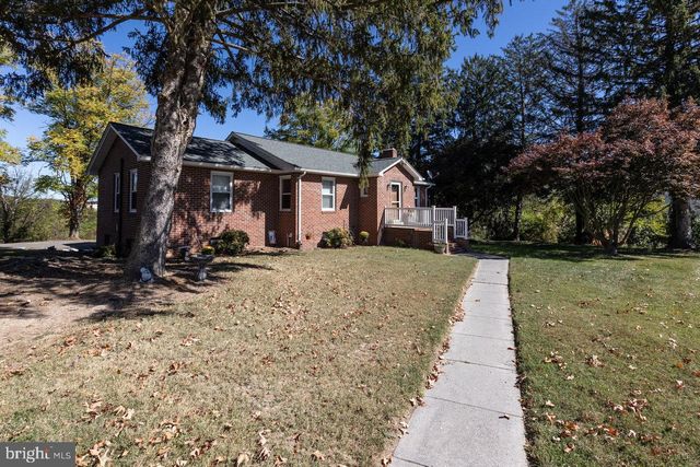 133 SHENELL DR, Mount Jackson, VA 22842