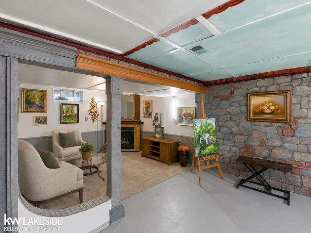 2747 Southlawn Street, Ypsilanti, MI 48197