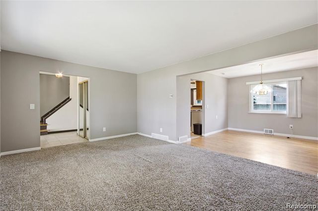 29305 Bon Mar Drive, Warren, MI 48088