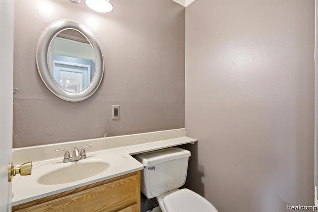 29305 Bon Mar Drive, Warren, MI 48088