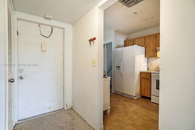 6475 W Oakland Park Blvd 505, Lauderhill, FL 33313