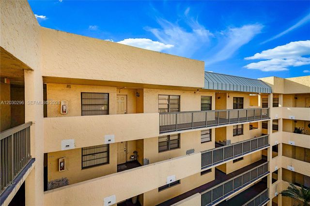6475 W Oakland Park Blvd 505, Lauderhill, FL 33313