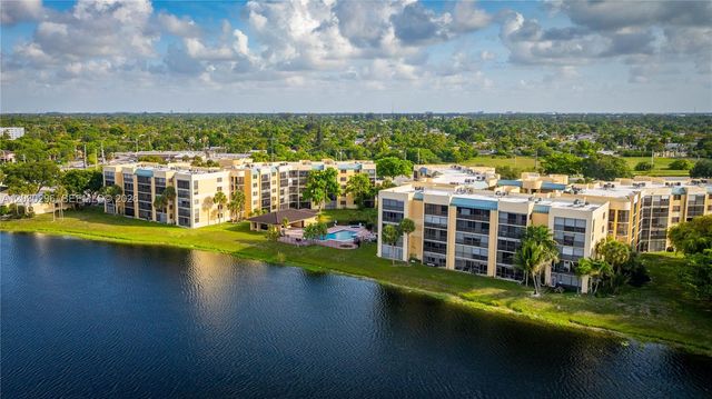 6475 W Oakland Park Blvd 505, Lauderhill, FL 33313