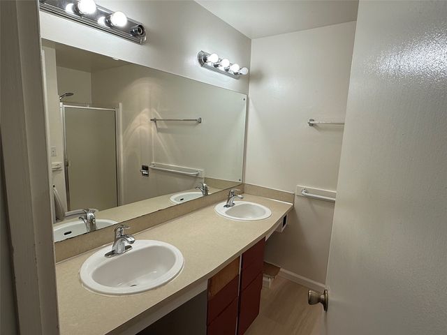 15109 SE Newport Way, Bellevue, WA 98006