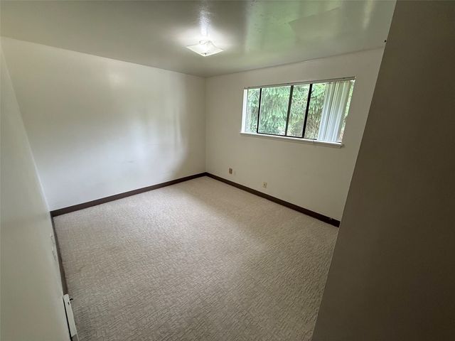 15109 SE Newport Way, Bellevue, WA 98006