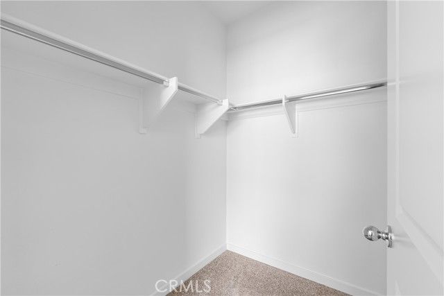 9429 N Sepulveda Blvd. 3, North Hills (los Angeles), CA 91343