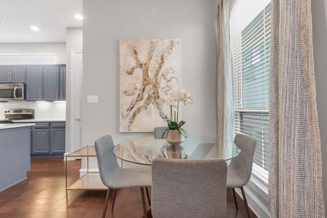 2100 N Fithugh Avenue K, Dallas, TX 75204