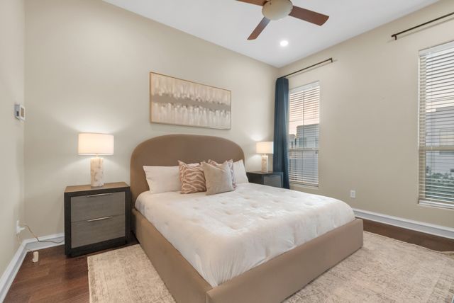 2100 N Fithugh Avenue K, Dallas, TX 75204
