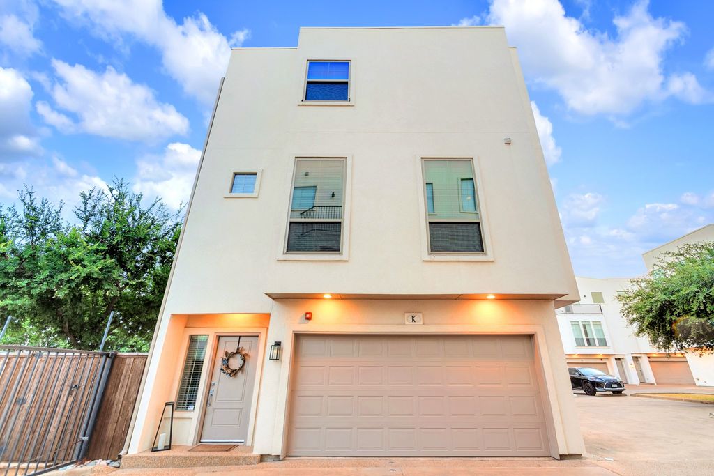2100 N Fithugh Avenue K, Dallas, TX 75204