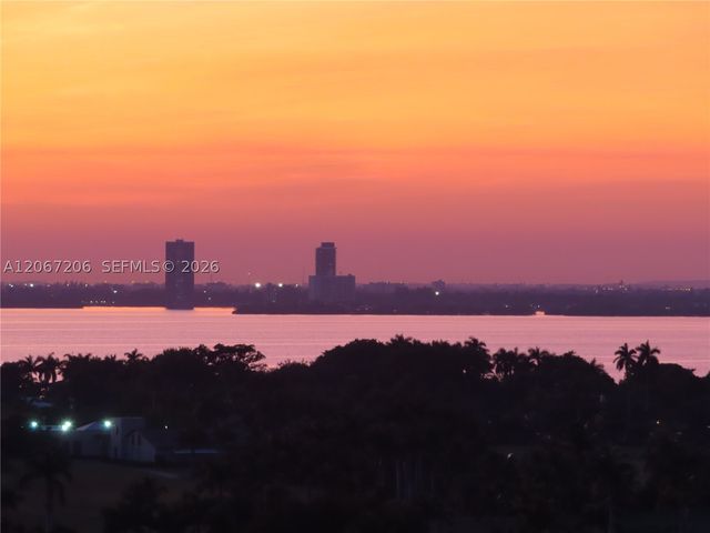 5701 Collins Ave 1611, Miami Beach, FL 33140