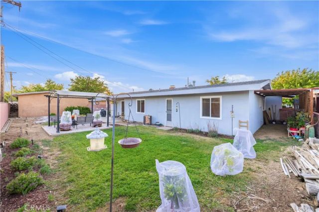 1626 E Avenue Q11, Palmdale, CA 93550
