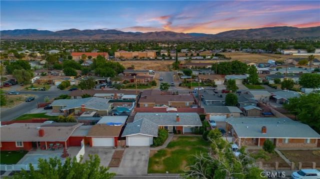 1626 E Avenue Q11, Palmdale, CA 93550