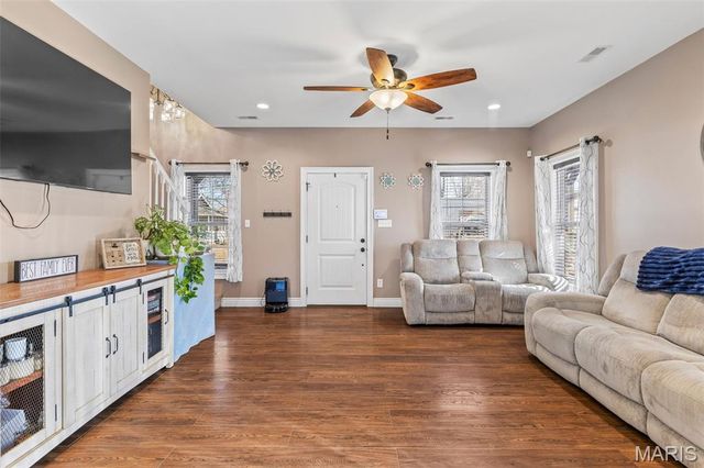 511 S A Street, Farmington, MO 63640