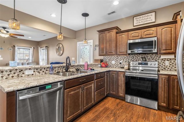 511 S A Street, Farmington, MO 63640