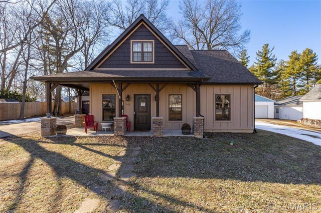 511 S A Street, Farmington, MO 63640