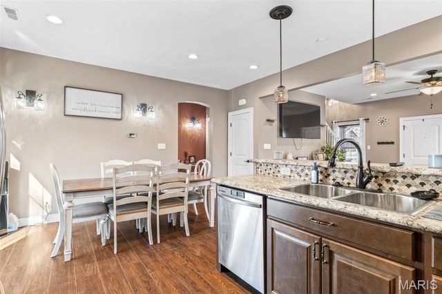 511 S A Street, Farmington, MO 63640