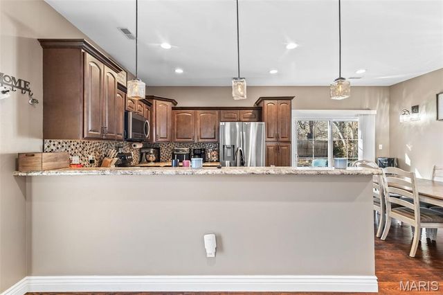 511 S A Street, Farmington, MO 63640