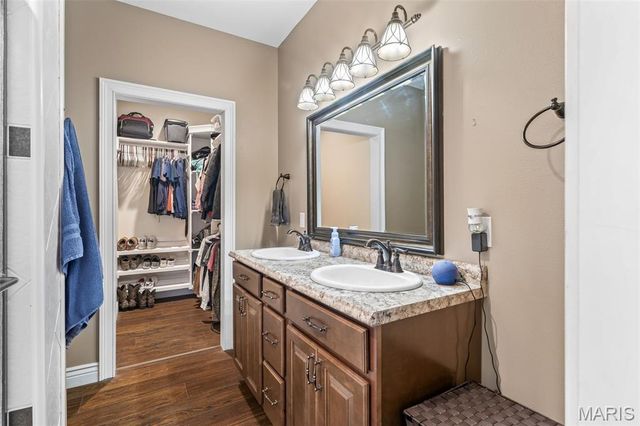 511 S A Street, Farmington, MO 63640