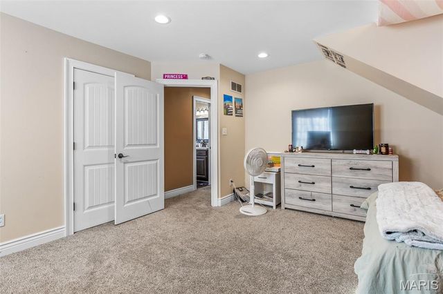 511 S A Street, Farmington, MO 63640