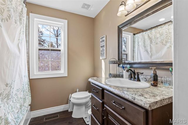 511 S A Street, Farmington, MO 63640