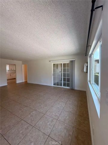 2018 Las Vegas 8, Pomona, CA 91767