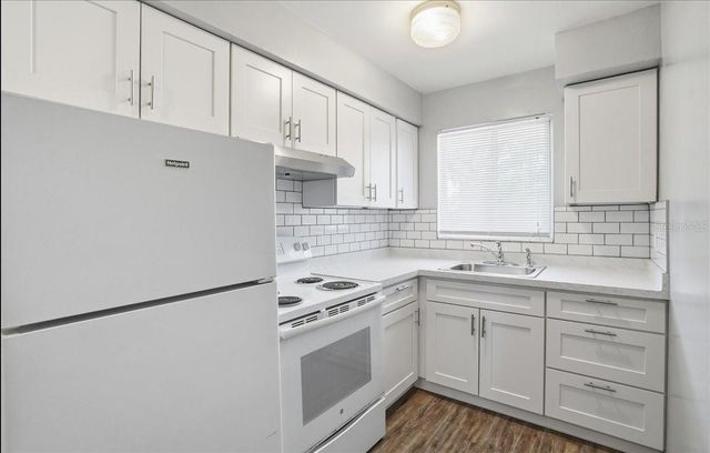 5991 FAIRFIELD AVENUE S, St Petersburg, FL 33707