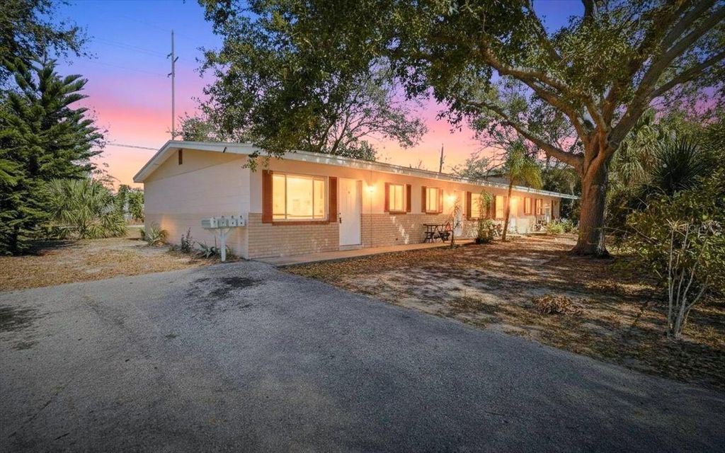 5991 FAIRFIELD AVENUE S, St Petersburg, FL 33707