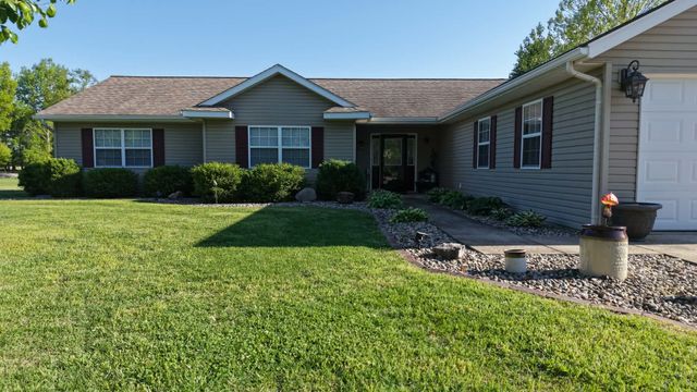 14669 Gossett Road, West Frankfort, IL 62896