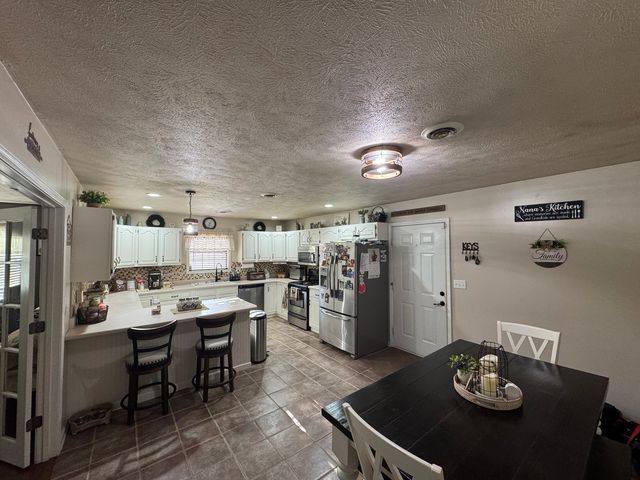 14669 Gossett Road, West Frankfort, IL 62896