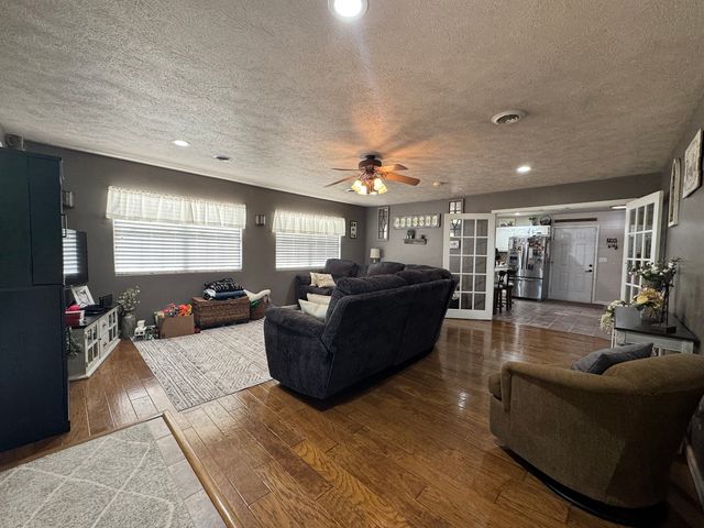 14669 Gossett Road, West Frankfort, IL 62896